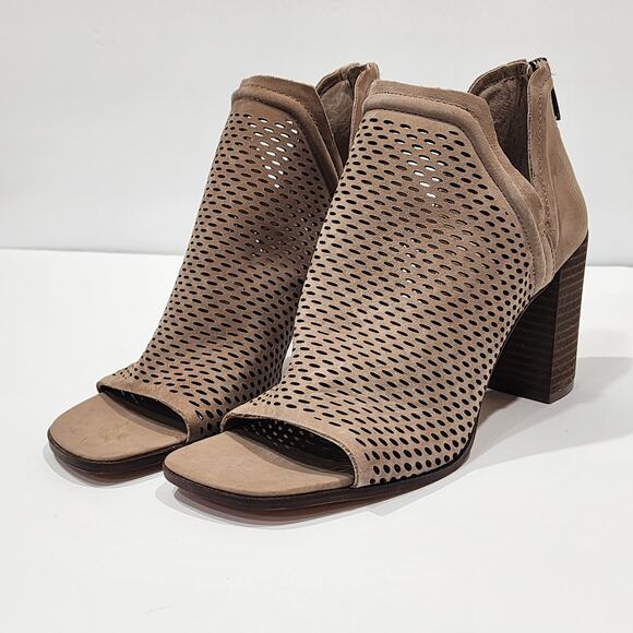 Vince Camuto Katnina Bootie Perforated Leather Open Toe Size 7.5 M Taupe - Picture 1 of 14